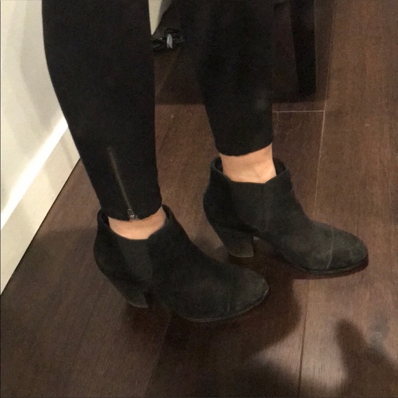 Vince Camuto Hame Suede Leather Ankle Boots 7.5 - Picture 7 of 8